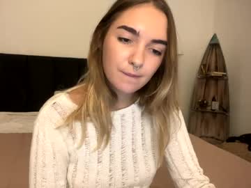 roxysweetdream on chaturbate