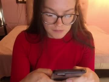 sara_valderrama_ on chaturbate