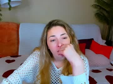 sensitiveheartt on chaturbate