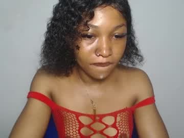 sexy_bluey247 live cam on chaturbate