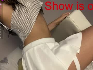 sexykiska live cam on chaturbate
