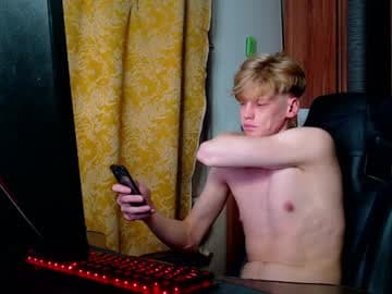 shyredstar live cam on chaturbate