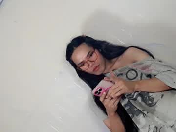 the_horny_bella on chaturbate