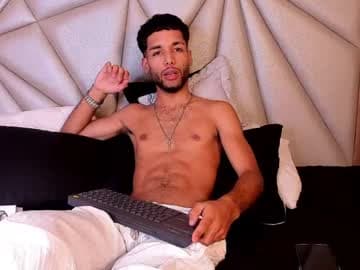 thiagoferreti_ live cam on chaturbate