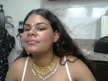 yaazhini457034 live cam on chaturbate