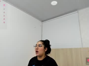 yasmin_ortiz live cam on chaturbate